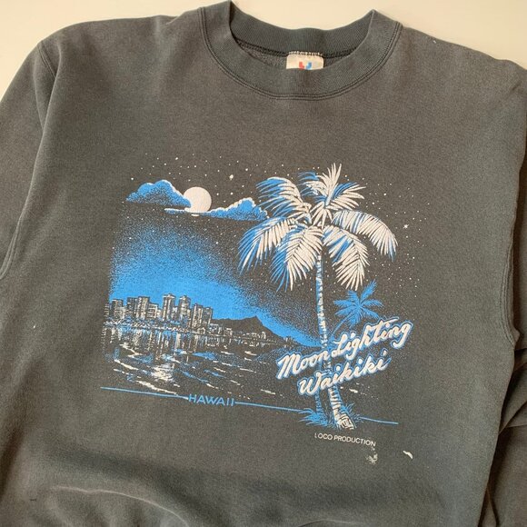 90s Distressed Moonlighting Waikiki Hawaii Crewneck XL - Picture 3 of 10